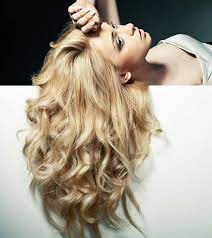 Brush your hair, use some styling mousse, spray heat protection product, and separate hair in two sections. 10 Techniques To Get Chic Wavy Hair