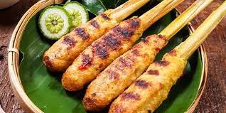 Satu cangkir oatmeal dimasak dengan susu almon, bubuk makan siang: Sedapnya Sate Lilit Tempe Cocok Untuk Diet Dream Co Id