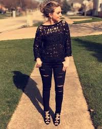 Read the conversation and complete the police officer's report. Girls Night Out Kristine Hill