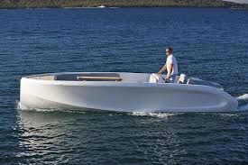 RAND Boats Mana 23: The next generation of electric motorboats has arrived