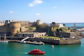Bretagne Circuit Touristique De Roscoff Au Guilvinec En 2020 Roscoff Bretagne Touriste