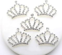 Diy crystal crownupdated link 2019 make this simple diy wire wrrapped crystal crown using wire and pre drilled crystals (real or fake) from the craft store. Amazon Com 20pcs 30x40mm Imperial Crown Crystal Shape Christmas Buttons Acrylic Embellishment Rhinestone Button Diy Accessories