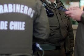 Aunque la iniciativa todavía está en discusión, fue presentada en el evento como el uniforme de la policía para 2021. Carabineros Se Saca La Corbata Y Prepara Cambio En Uniformes Aunque Mantendra El Color Verde La Tercera