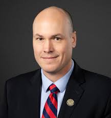 ABSENTEE VOTES CARRY SCHOLTEN TO WIN ANOTHER IOWA HOUSE TERM