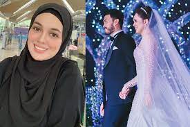 Awek yang memakai tudung tidak dinafikan memang kelihatan lebih comel dan cun. Doa Berkahwin Tahun Ini Termakbul Nelydia Bawa Suami Tunai Umrah Hiburan Mstar