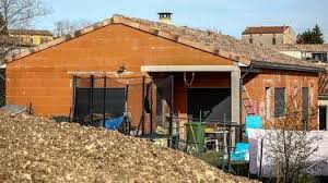 Il détaille également sa relation récente avec un homme de montaubau, avec lequel elle projetait de s'installer. Disparition De Delphine Jubillar Les Differentes Pistes Etudiees Cnews