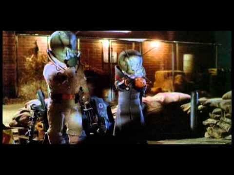 Spaced Invaders (1990)