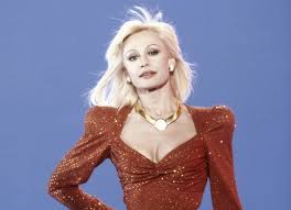 '¿capito?'» han pasado cuatro décadas desde que se publicara el éxito explota mi corazón y aún saltamos de las sillas para bailarlo en cuanto suena. Italia Y El Mundo Pierden A Una Diva A Los 78 Anos Murio Rafaella Carra Duna 89 7 Duna 89 7