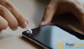Cara Membersihkan Kaca Kamera HP yang Kotor, Berjamur dan Berembun - Pressburner.com