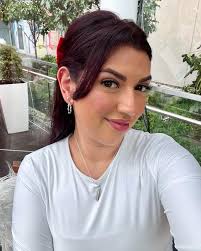 Scarlett Martinez (@scarlett_martinez) • Instagram photos and videos