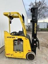 Hyster E35Z-48V Forklift