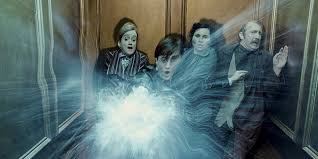 Film - Harry Potter and the Deathly Hallows - Part 1 - Into Film
