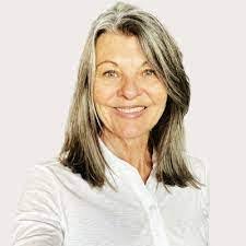 Vickie Nettleton's Instagram, Twitter & Facebook