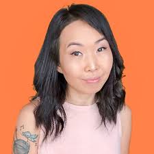 Top 25 Asian American Mom Influencers in 2025