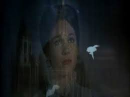 Bird Woman Mary Poppins Lyrics Lyrics For Feed The Birds By Julie Andrews Songfacts