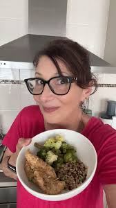 Eko hi Taran de meal te stick nhi rehna🙏 Lots of home food options in  Program diet 🥰🥰 It's easy to follow 💕💕 #goldigoyal#programdiet