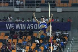 Obiena attended the chiang kai shek college for his secondary education and later entered the university of santo tomas for his college studies. Seagames2019 Obiena Win Fulfills Dream Of Father Who Fell Short Of Gold Abs Cbn News