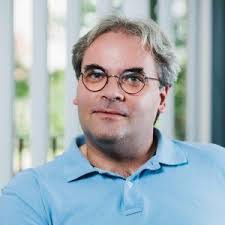 Jeremy Wedel's Instagram, Twitter & Facebook