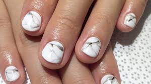 1 gel manicures can damage your nails. Marble Nails How To Get The Manicure Trend In 5 Steps