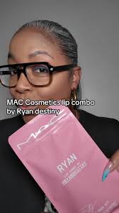 So yea, I just found my new fave lip combo. Bravo 👏🏾👏🏾👏🏾 @Ryan  Destiny @maccosmetics 💋 #maccosmetics #ryandestiny #lipcombo