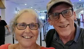 EILEEN NAVARRO and JAMES HENDRICKS' Wedding Website