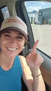 Courtney Lapoint's Instagram, Twitter & Facebook