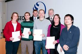 And canoo holdings ltd., stefan krause is a businessperson who has been at the helm of 8 different companies and currently occupies the position of chief financial & investment officer at levere holdings corp. Bescherung Am Geomar Geomar Helmholtz Zentrum Fur Ozeanforschung Kiel