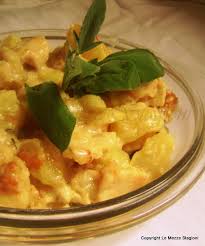 Scopri il modo migliore di preparare petto di pollo in padella in 45 minuti. Petto Di Pollo Con Patate In Padella Ricetta