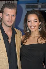 Kivanc Tatlitug Kyvancz Tatlytu Born October 27 1983 In Adana Turkey Is A Turkish Actor Model And Former Basketball Player Cesur Ve Guzel Tv Series