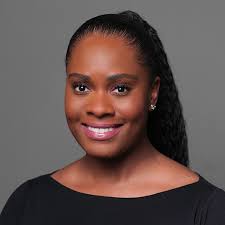 Arielle Edwards's Instagram, Twitter & Facebook