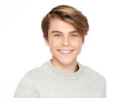 Cameron Spencer's Instagram, Twitter & Facebook