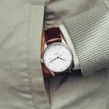 Effectivement, vous êtes un acheteur minutieux. Montre Automatique Mouvement Seiko Nh35 Cadran Blanc 40mm Bracelet En Cuir Italien Pleine Fleur Livree D Montre Automatique Homme Montre Automatique Montre