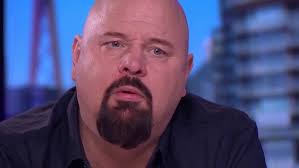 Thomas Lundell sjunger No One i solomomentet av Idols slutaudition