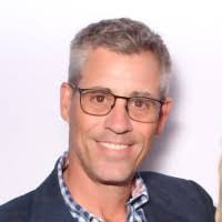 Chris Barra's Instagram, Twitter & Facebook