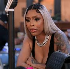 when my mom gives me relationship advice like her relationship didn't  traumatize 3 kids