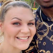 Olivia Gabriel (olive18)