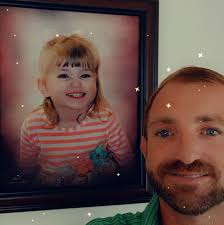 Does Carmi have a grieving counselor or support group?