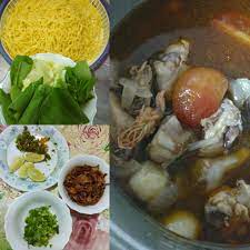 Mee rebus literally translates as 'boiled noodles' and is a popular dish sold in hawker centres across malaysia, singapore and indonesia. My Life My Loves Resepi Mee Kuah Kelantan Mudah Sedap
