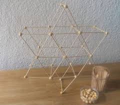 Geometrische Formen Bauen Mit Erbsen Und Zahnstocher Geometrische Korper Formen Vorschule Geometrisch