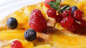 Schuhbecks Meine Neubayerische Kuche Apfelpfannkuchen Munchner Im Himmel Br De Apfelpfannkuchen Einfacher Nachtisch Pfannkuchen