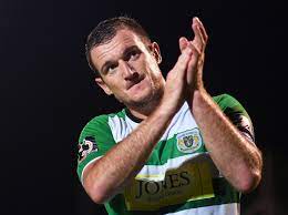 Collins was born in birmingham started his football career back in 1995 with aston villa as a trainee. Epwkznndazyntm