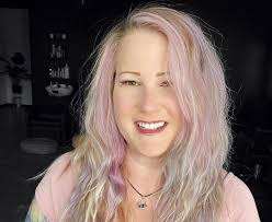 Jessica Willson's Instagram, Twitter & Facebook