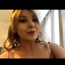 Petra Abbott's Instagram, Twitter & Facebook