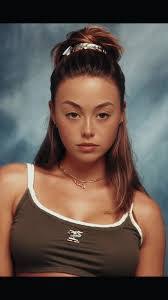 Elise Ruby's Instagram, Twitter & Facebook