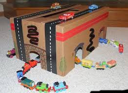 Kartondan Oyuncak Yapimi Oyuncak Yeni Yuruyen Bebek Aktiviteleri Bebek Oyun