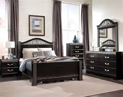 Odessa Traditional Black Wood 5pc Bedroom Set W King Poster Bed Standard Furniture Bedroom Set Bedroom Furniture Sets