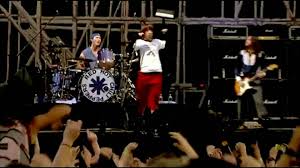 Red Hot Chili Peppers By The Way Scar Tissue Live At Slane Castle Red Hot Chili Peppers Hottest Chili Pepper Hot Chili