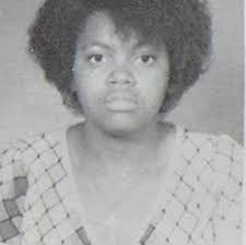 Sallie Dalton's Instagram, Twitter & Facebook