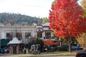 Ashland sitting at the base of the siskiyou mountains. A Fall Day In Downtown Ashland Picture Of Ashland Oregon Tripadvisor