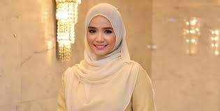 You can streaming patahnya sebelah sayap all seasons and patahnya sebelah sayap episode list online with pc, mobile, smart tv. Patahnya Sebelah Sayap Drama Air Mata Inilah Realiti